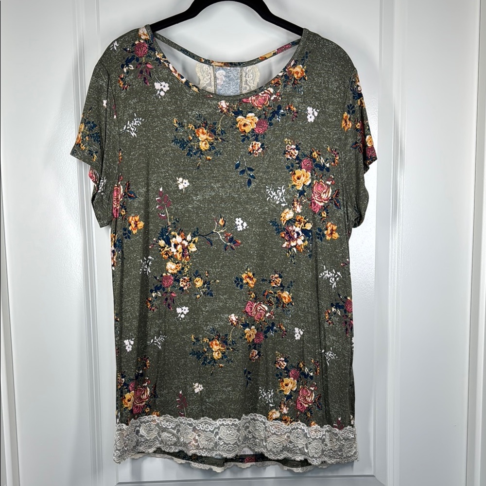 Mason & Belle Alecia Back Detail Lace Trim Knit Top